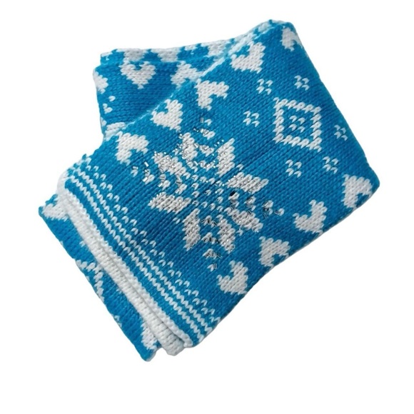 AÉROPOSTALE NWT Women’s Warm Knitted Turquoise & White Snowflake Pattern Scarf - Picture 2 of 7